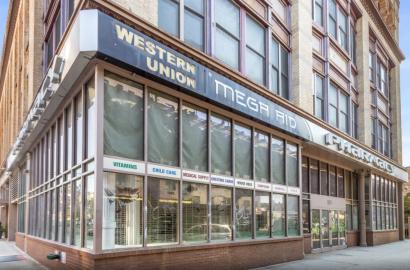 1013 Broadway