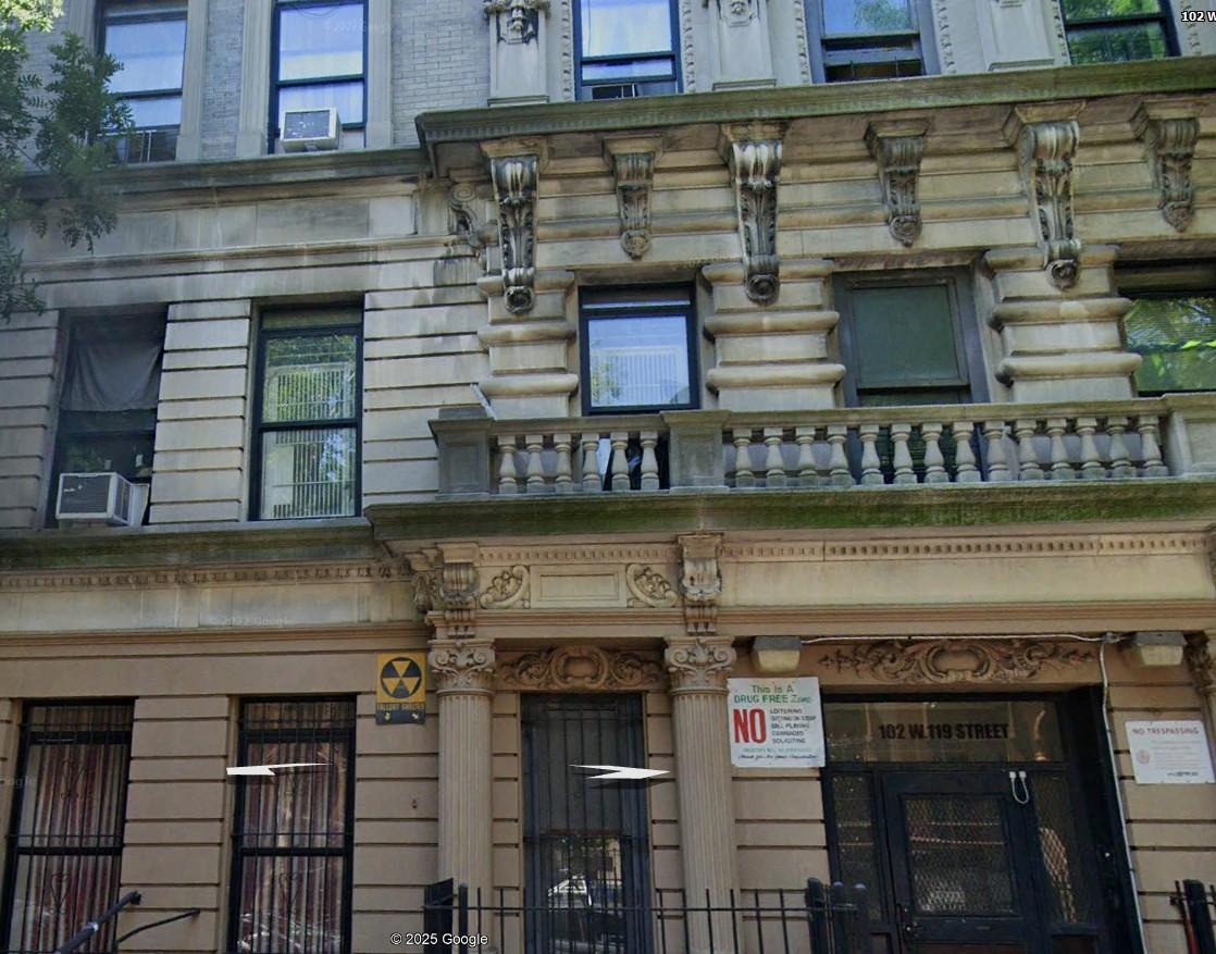 102 W 119th St