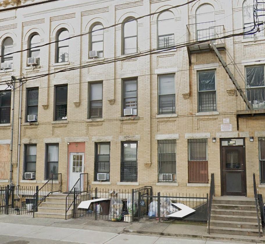 116 Crescent St