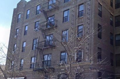 1160 Bryant Ave