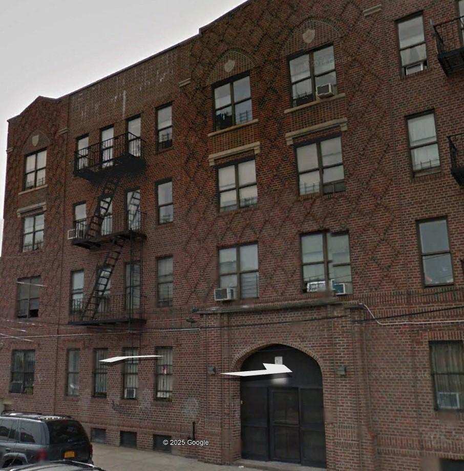 1169 E New York Ave