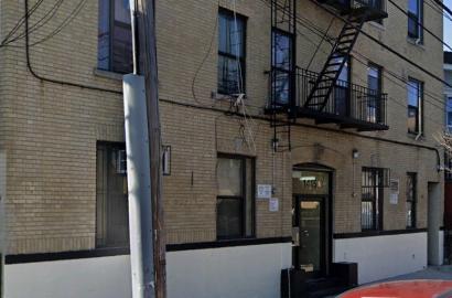 1415 Bryant Ave