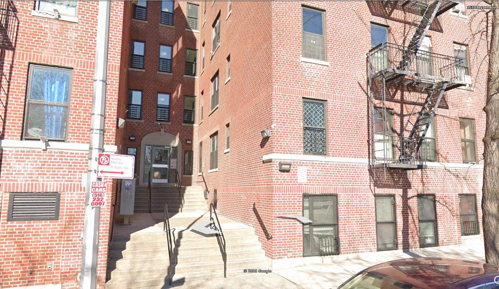 1671 Bryant Ave