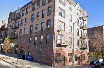 209 Jamaica Ave