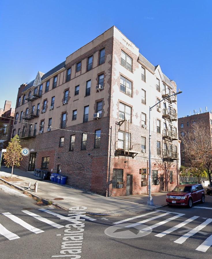 209 Jamaica Ave