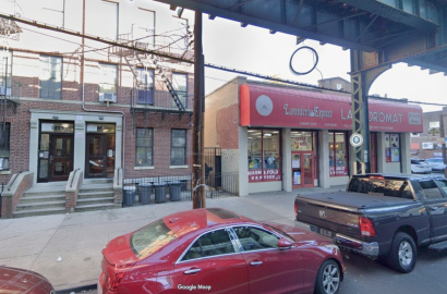 2832 Fulton St
