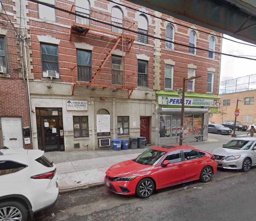 3214 Fulton St