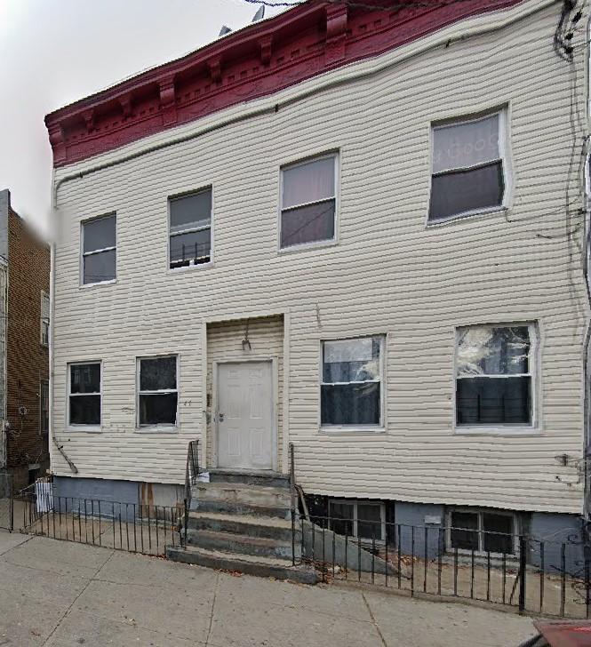 47 Hill St