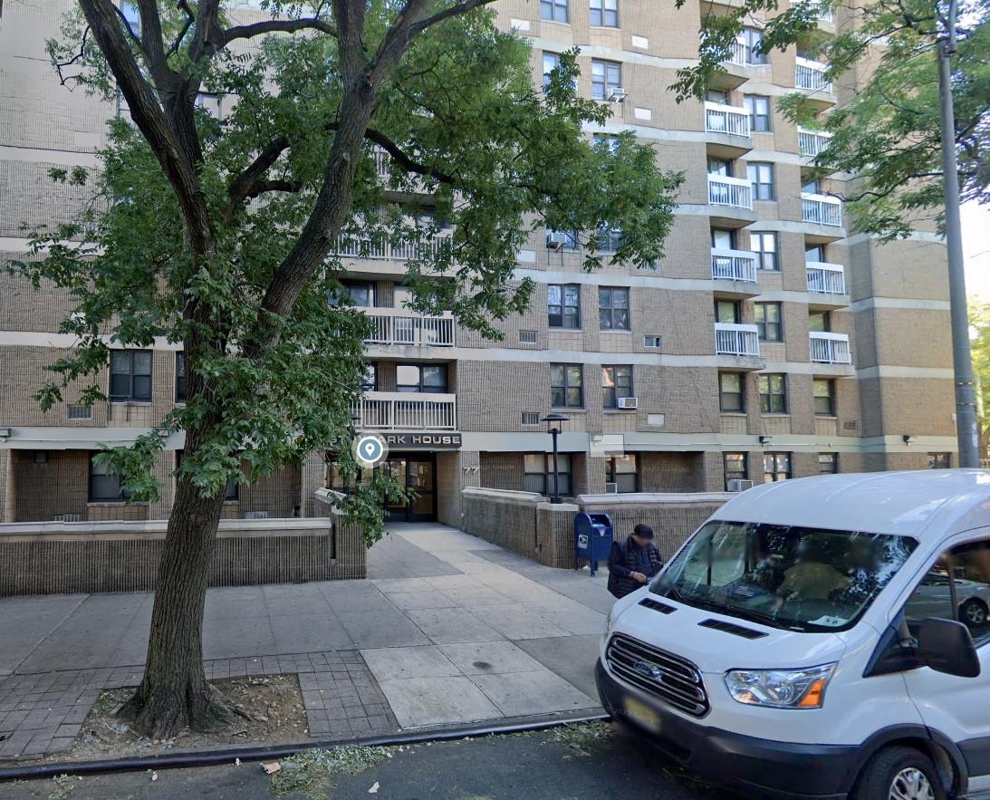 77 New York Avenue