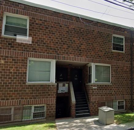 831 Linwood St